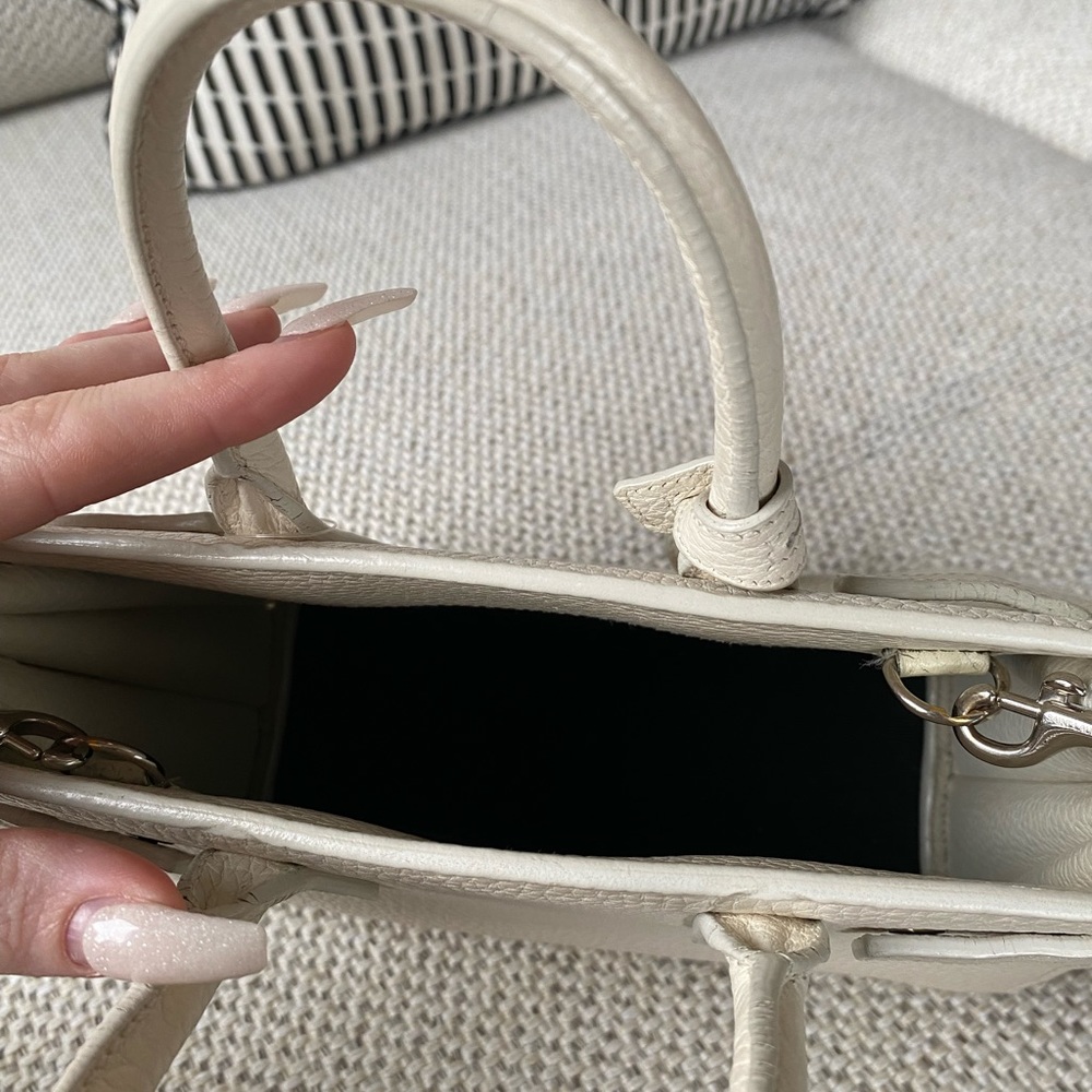 Saint Laurent Sac De Jour Nano White - Picture 9 of 11